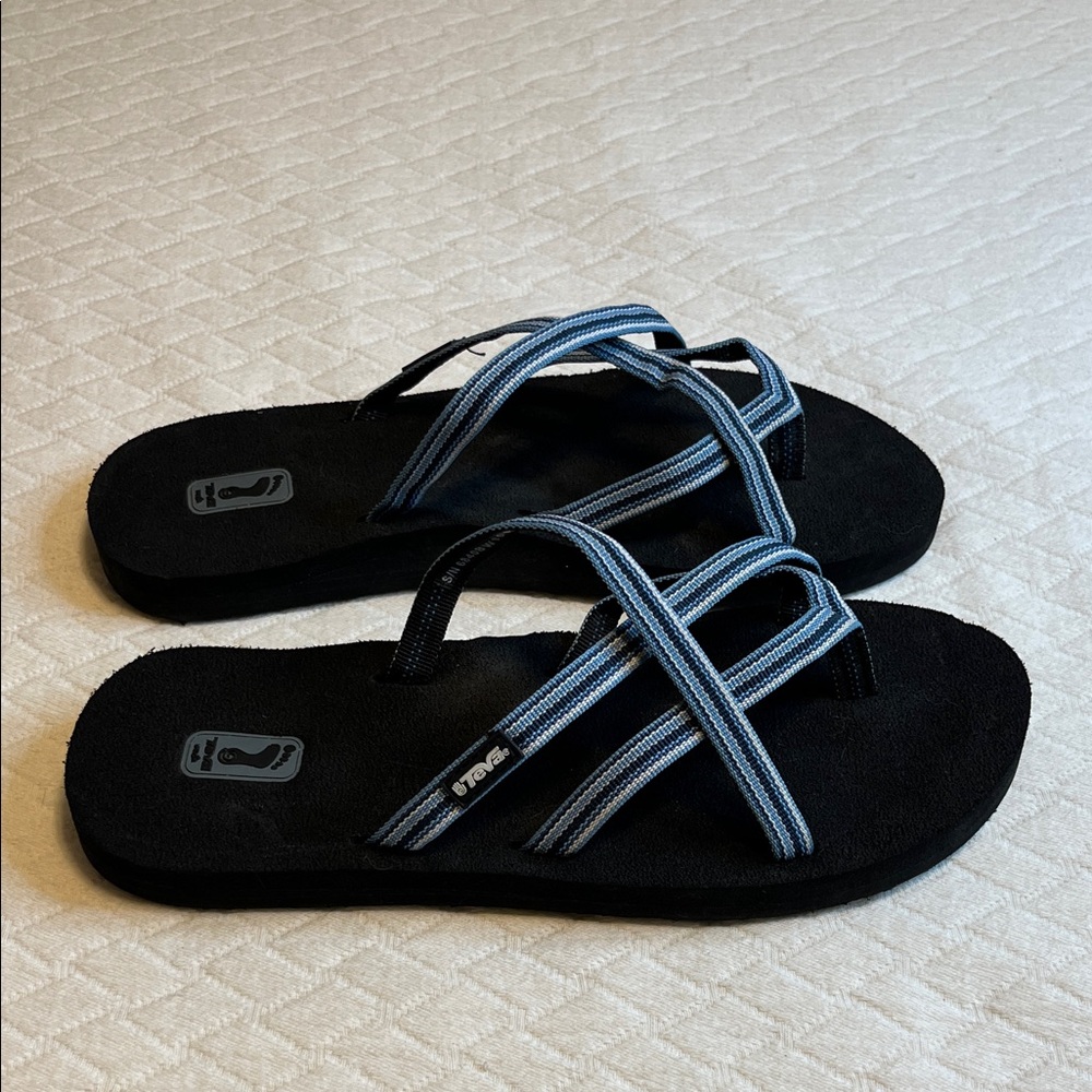 Teva like new Flip Flop sandals, cross cross, blue/white/black, women’s 10